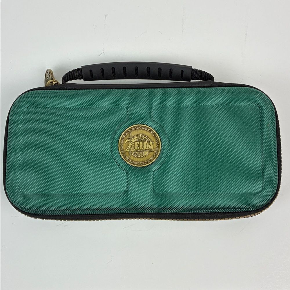 Nintendo Switch game traveler system case Zelda tears of the kingdom green gold
